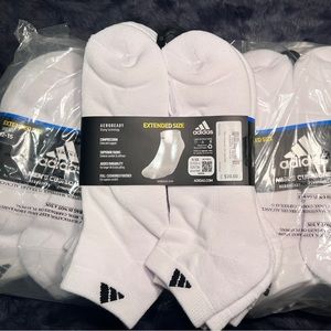 adidas Men's Athletic Cushioned Low Cut Socks with Arch Compression - one pack